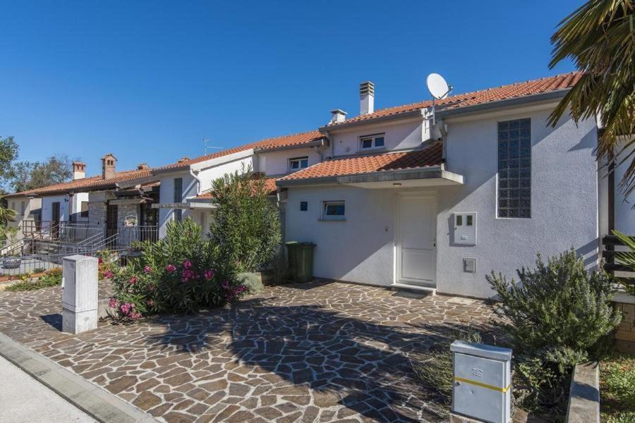 Pietra Dajla Exterior foto